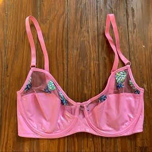 NWOT SavageX Tutti Fruity pink AF tulle & vinyl bra 32DD